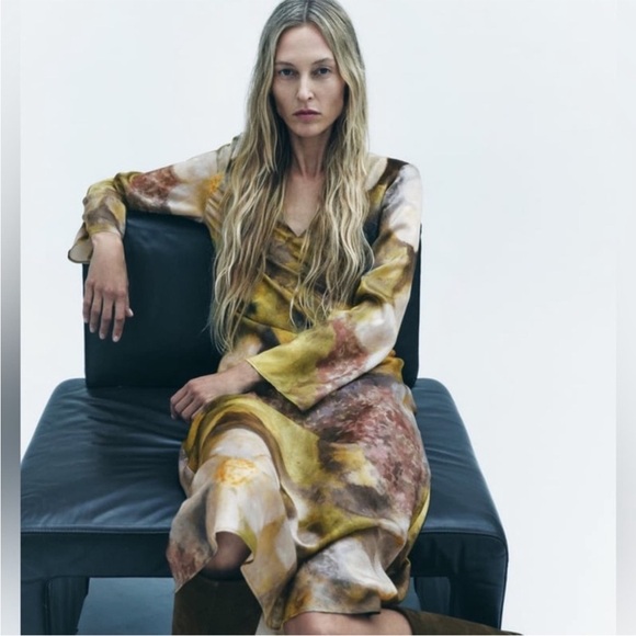 Zara Floral Maxi Dress - Green and Cream - Picture 3 of 13